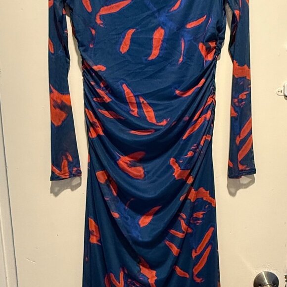 Hollis Dress in Falling Leaf Print - Picture 4 of 5